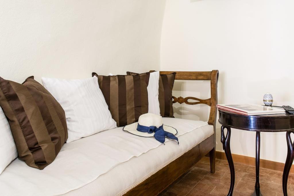 Lyon Anfiteatro Square, Apartment Lucca